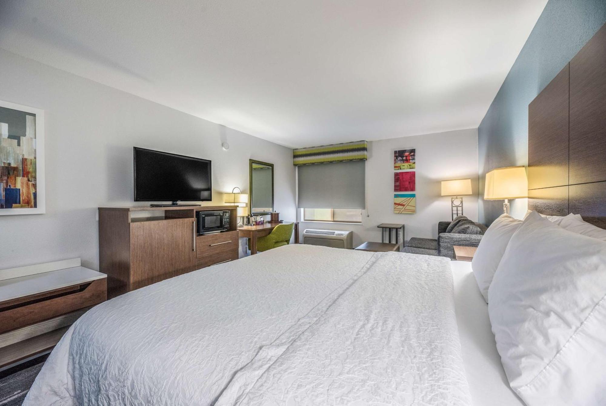 Hampton Inn Oakland-Хейуърд Екстериор снимка