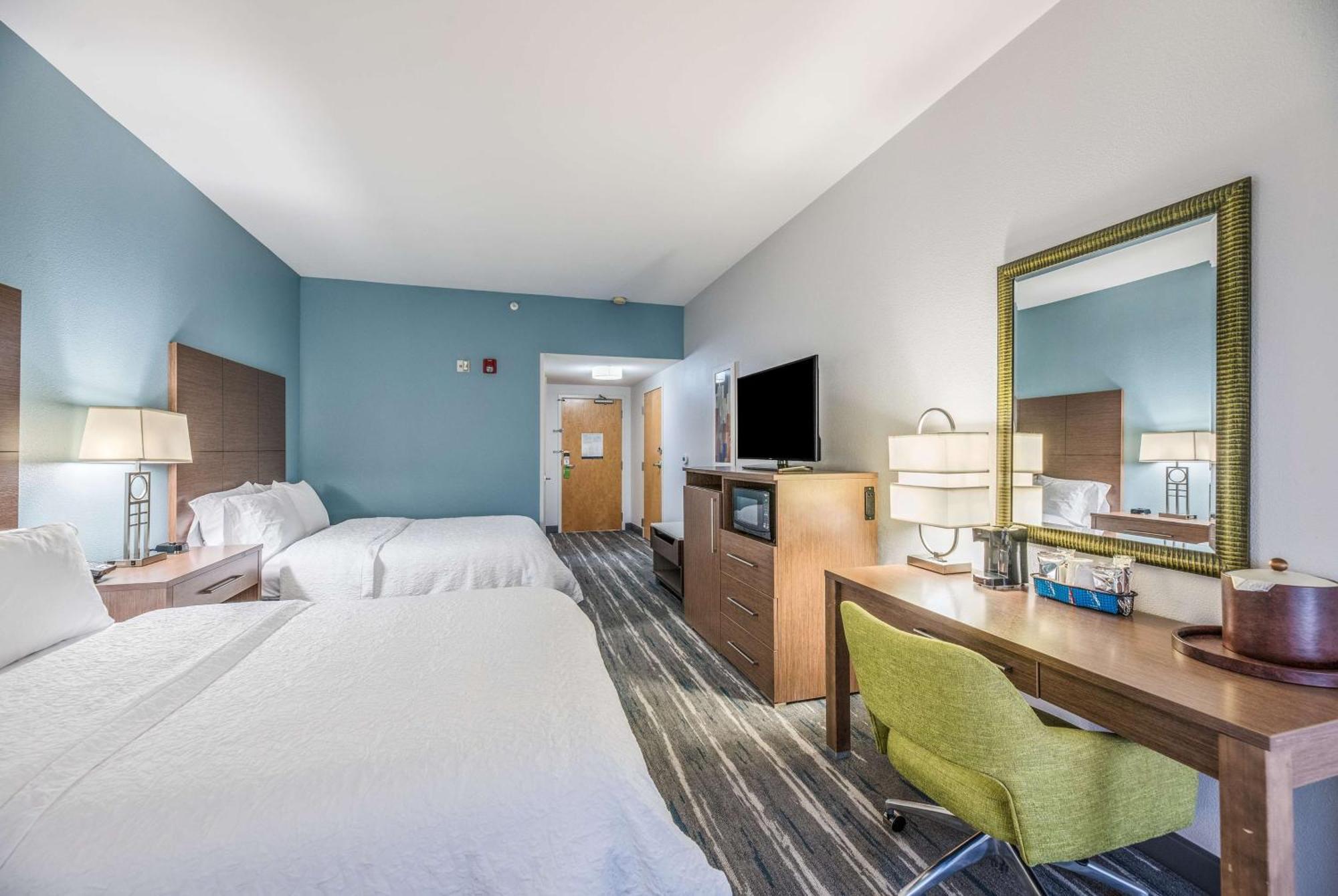 Hampton Inn Oakland-Хейуърд Екстериор снимка