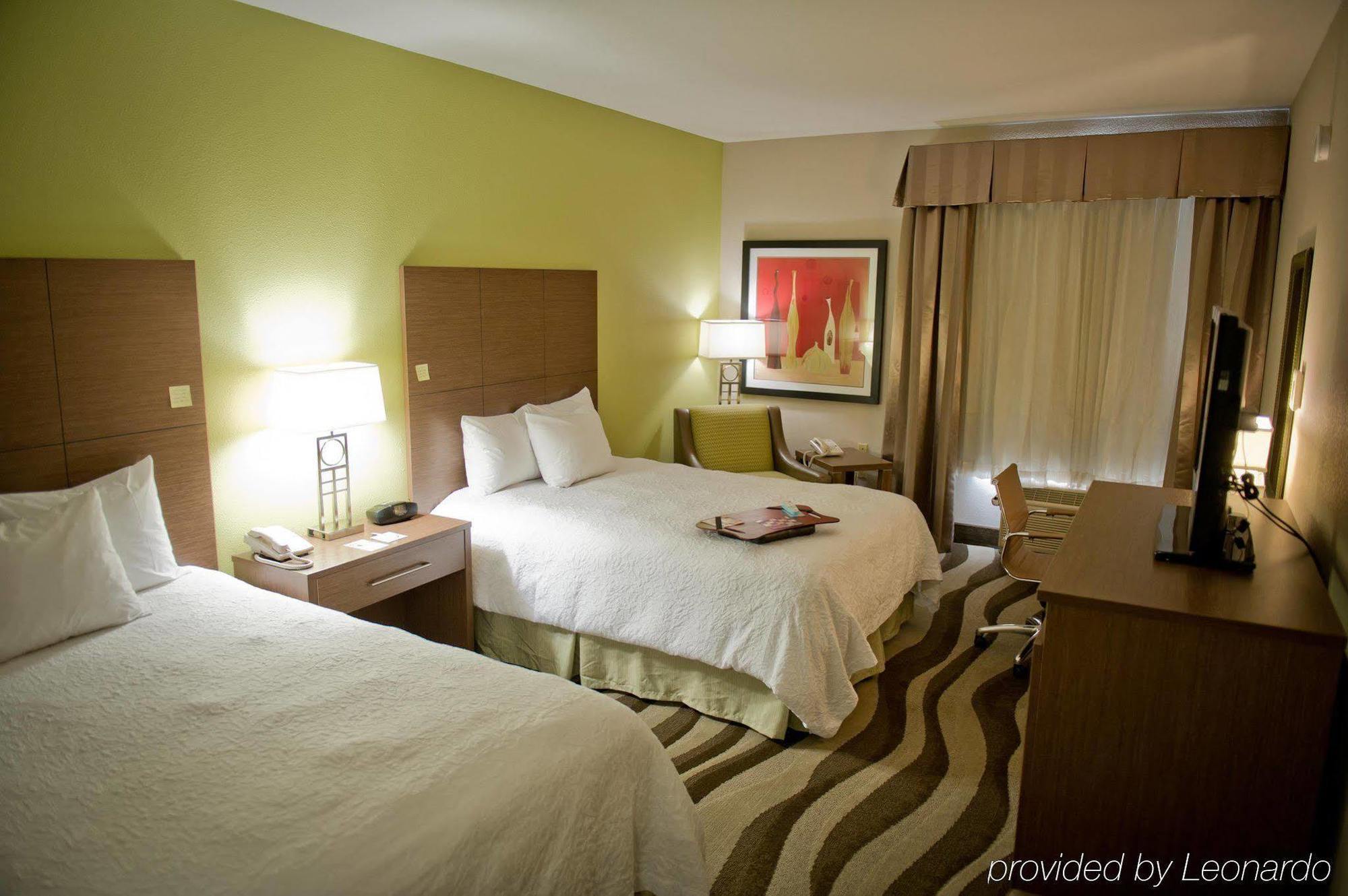 Hampton Inn Oakland-Хейуърд Екстериор снимка