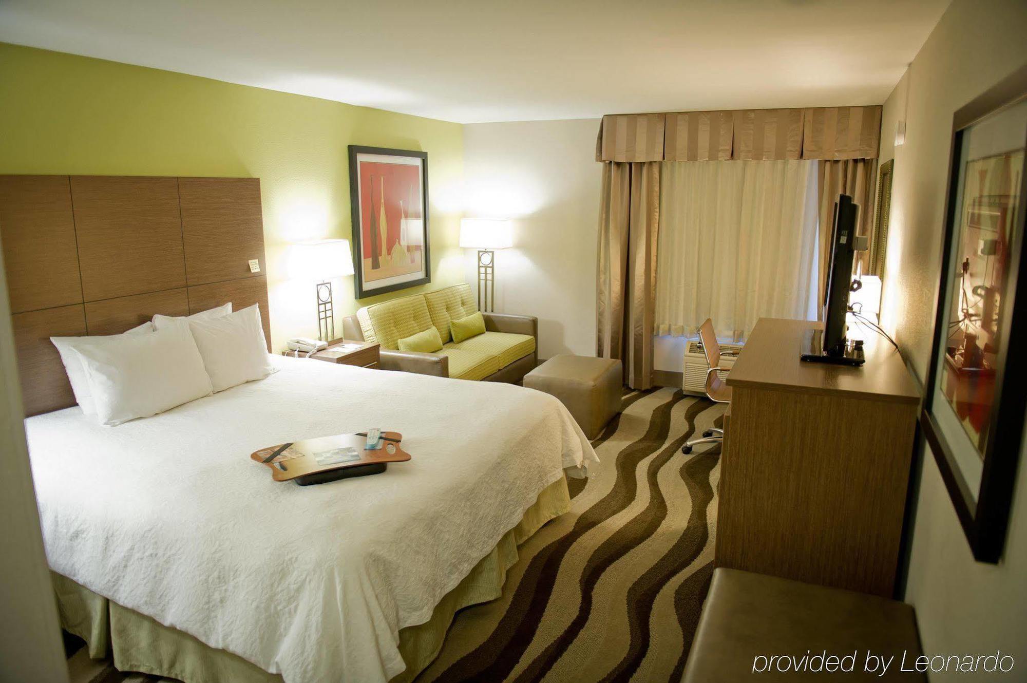 Hampton Inn Oakland-Хейуърд Екстериор снимка