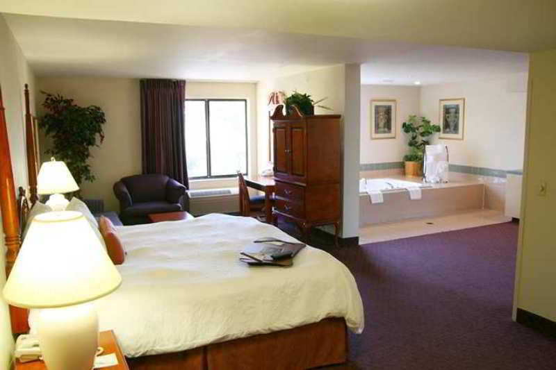 Hampton Inn Oakland-Хейуърд Стая снимка